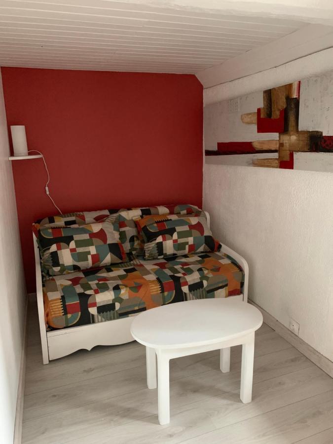 Maison Chaleureuse En Plein Coeur De Livarot Екстериор снимка
